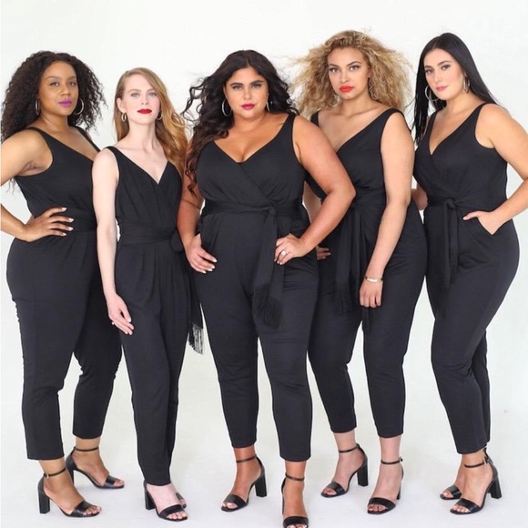 Le Chateau & Roxy Earle Colab beautiful black jumper. long waist ties, lined - Picture 1 of 11